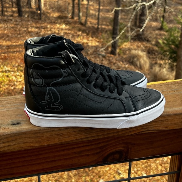 Vans Shoes - Vans X Peanuts SK8 Hi Reissue Snoopy Emboss VN0A2XSBQX5 Women 6.5 — Men 5